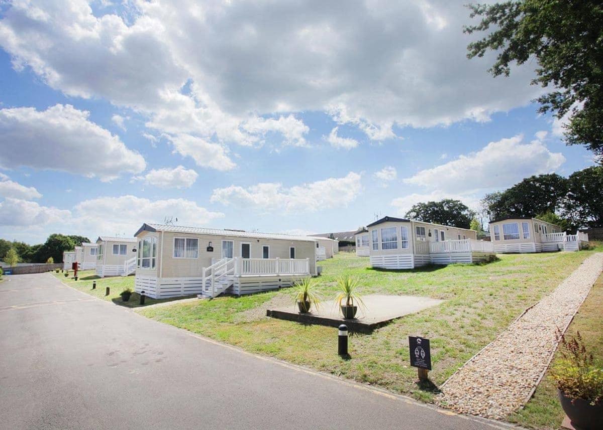 Mercury Yacht Harbour And Holiday Park Lower Swanwick Zewnętrze zdjęcie